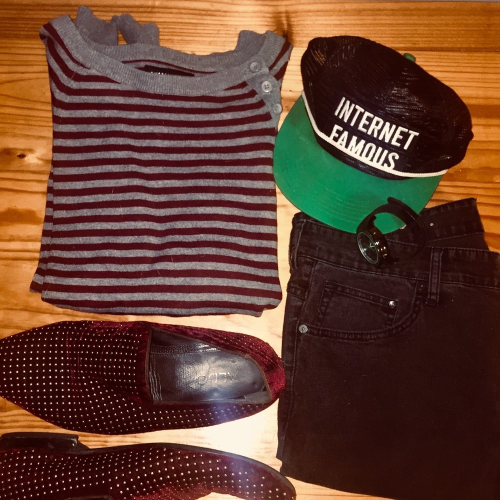 F21 SWEATER